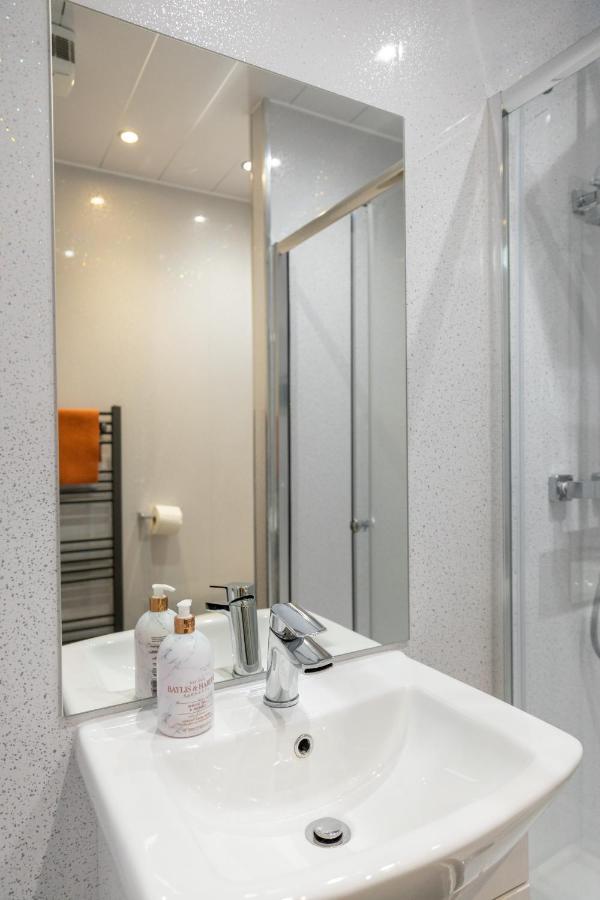 New 2 Bed Apartment With Stunning Views Of Arthur Seat Mountain Эдинбург Экстерьер фото